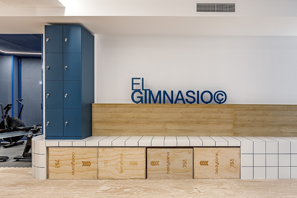 ELGIMNASIO(c) — Del propietario