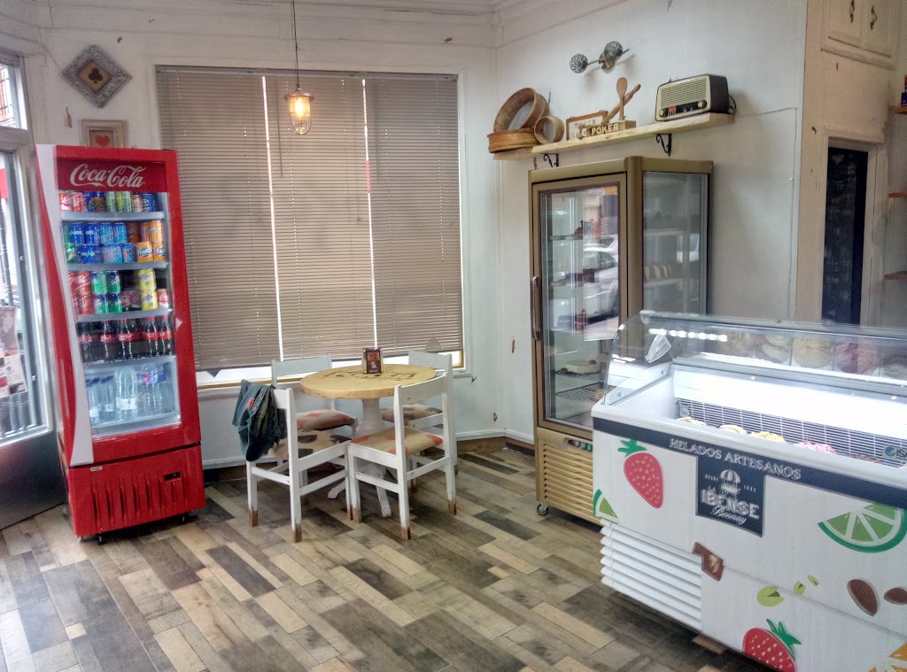 Pasteleria Poker — Ambiente