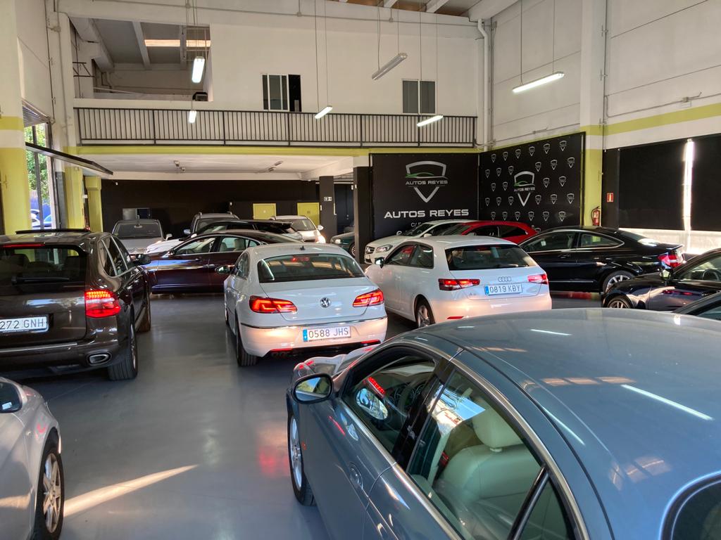 Autos Reyes — Concesionario de automoviles