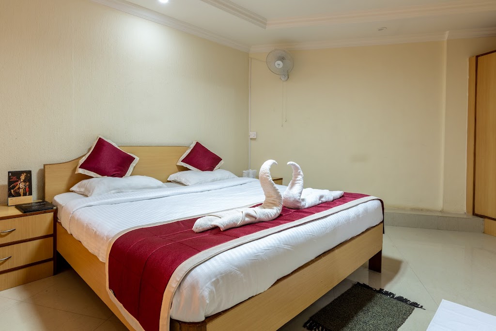Hotel Mayura Nisarga Pearl Valley