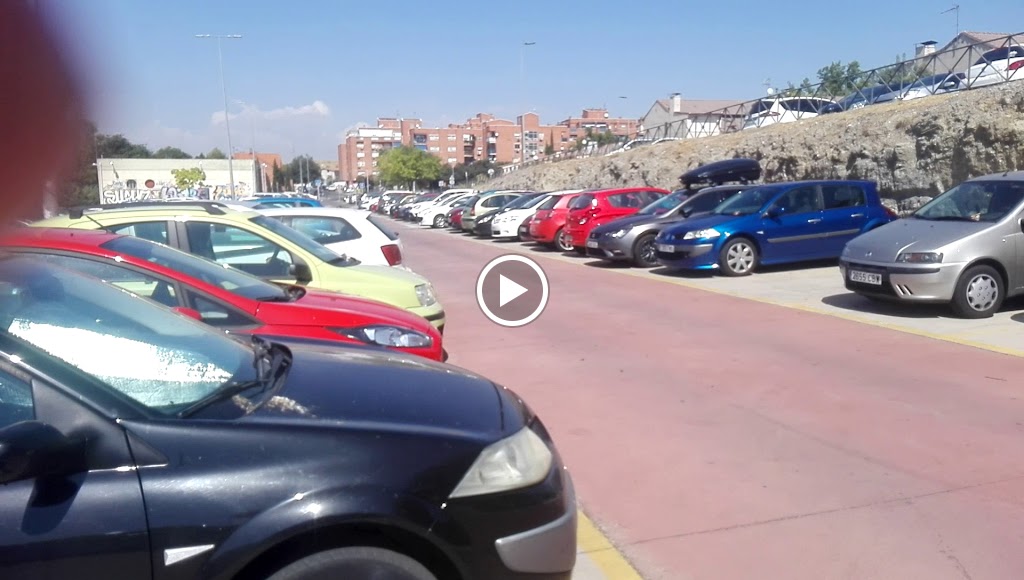 Aparcamiento Rivas urbanizaciones — Videos