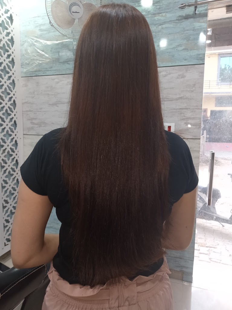 Madhurima Beauty Parlour Manju