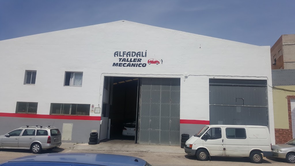Taller Alfadali — Exterior