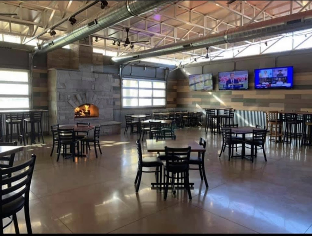  Smith Lake Bar & Grill