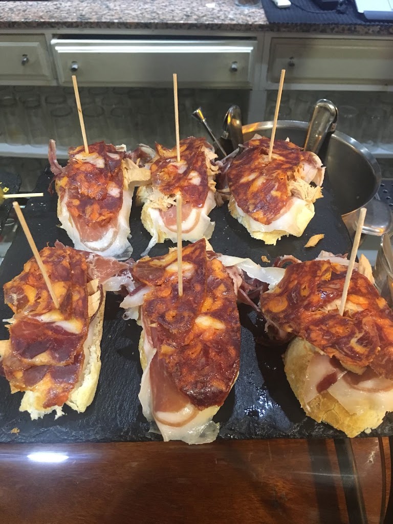 Bar Covery — Comida y bebida