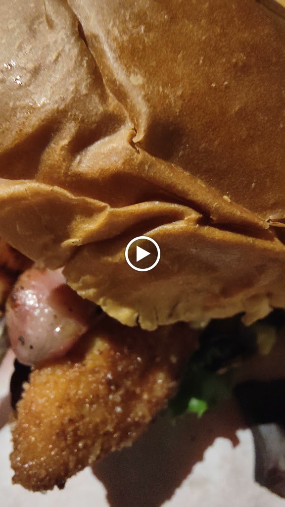 LA QUADRA Urban Food Court — Videos