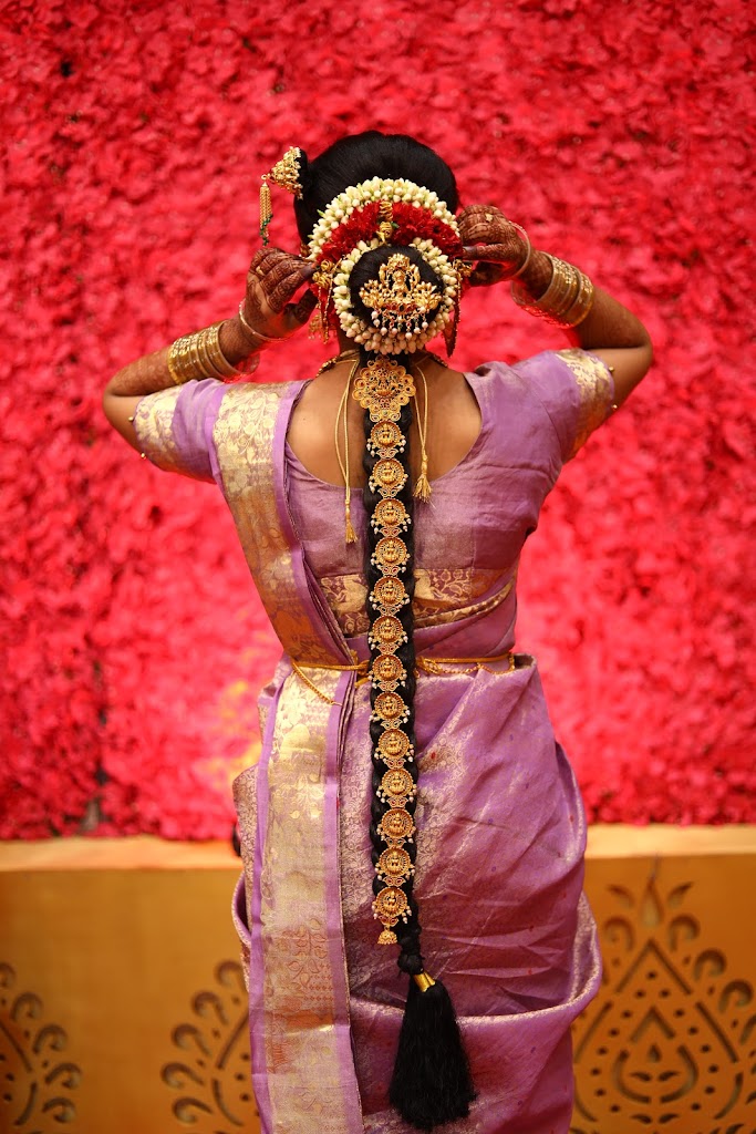 Hashwatha Beauty Parlour