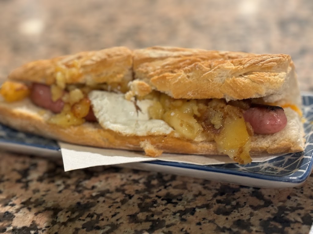 La Taberna De Brus — Comida y bebida