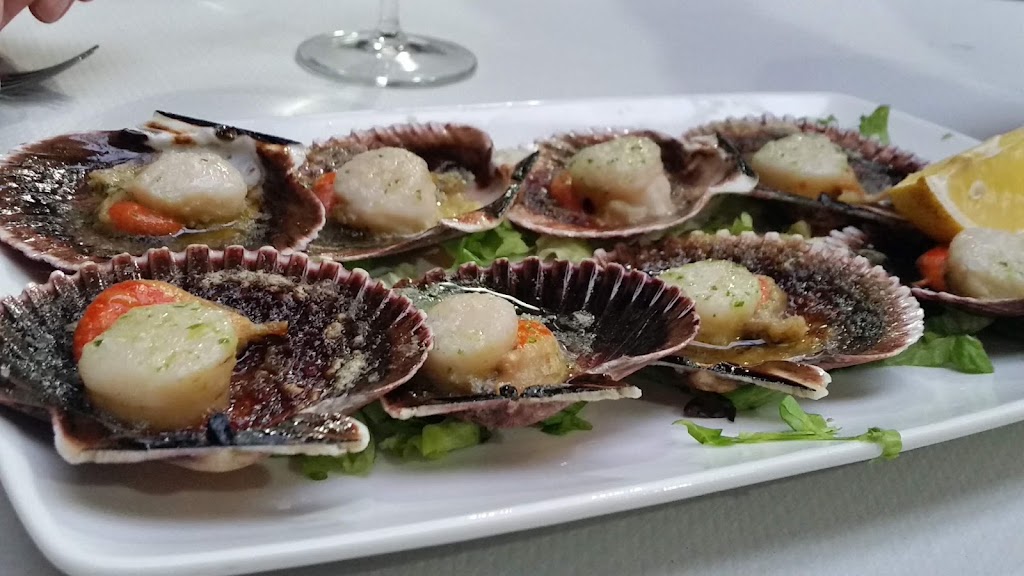 Tasca A Pedra — Comida y bebida