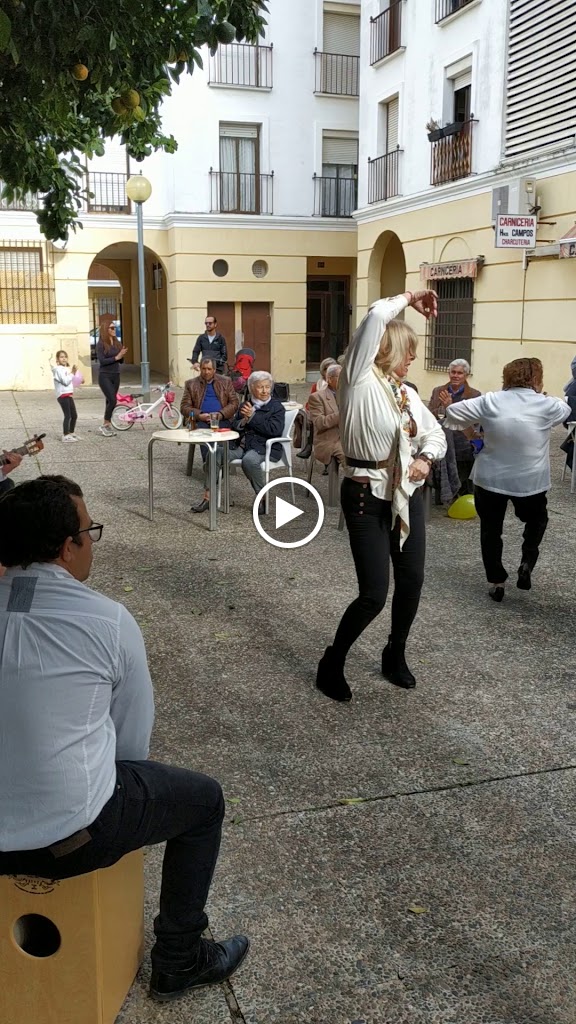 Cafe Bar Los Manueles — Videos