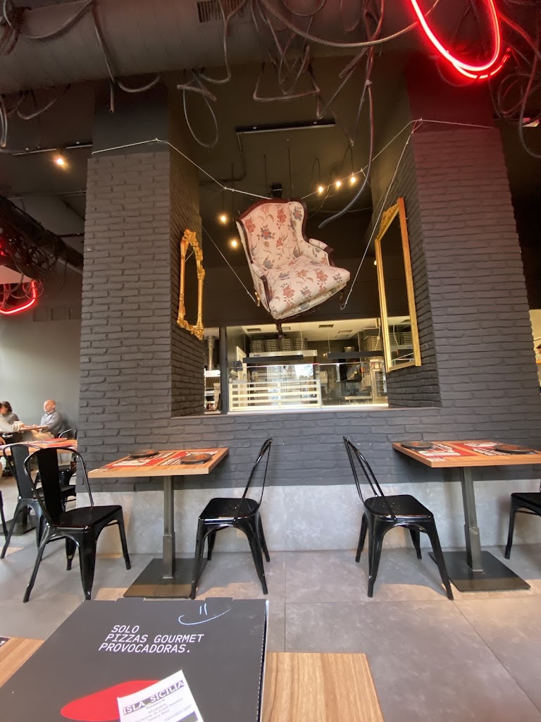 Pizzeria Isla Sicilia Pamplona Pio XII Con y Sin Gluten — Ambiente