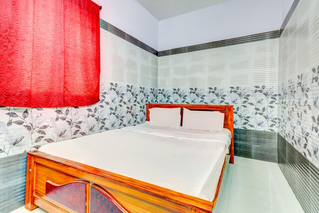 Oyo Mk Lodge