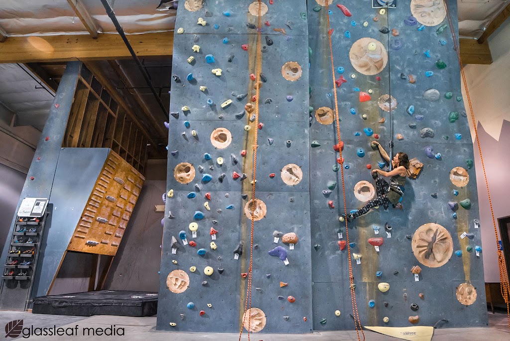  Hangar 18 Indoor Climbing Gym - Long Beach