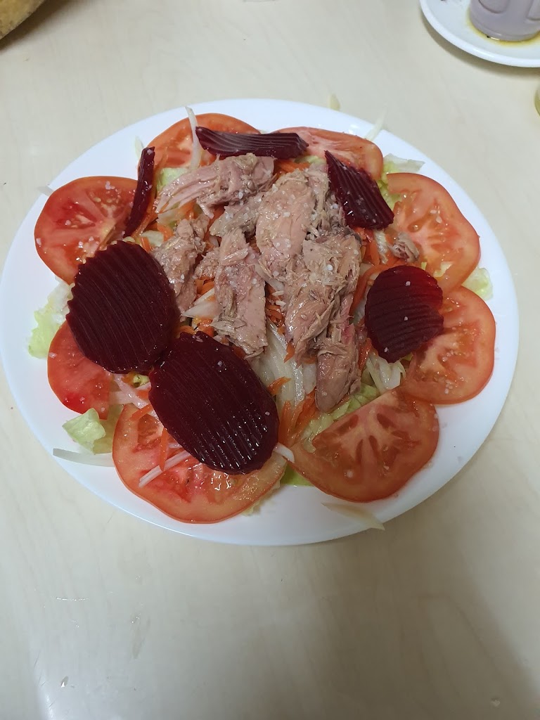 Bodeguita Mera — Comida y bebida