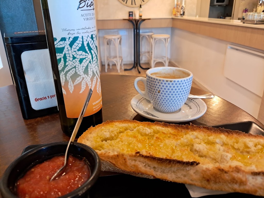 Mendez Origin — Comida y bebida