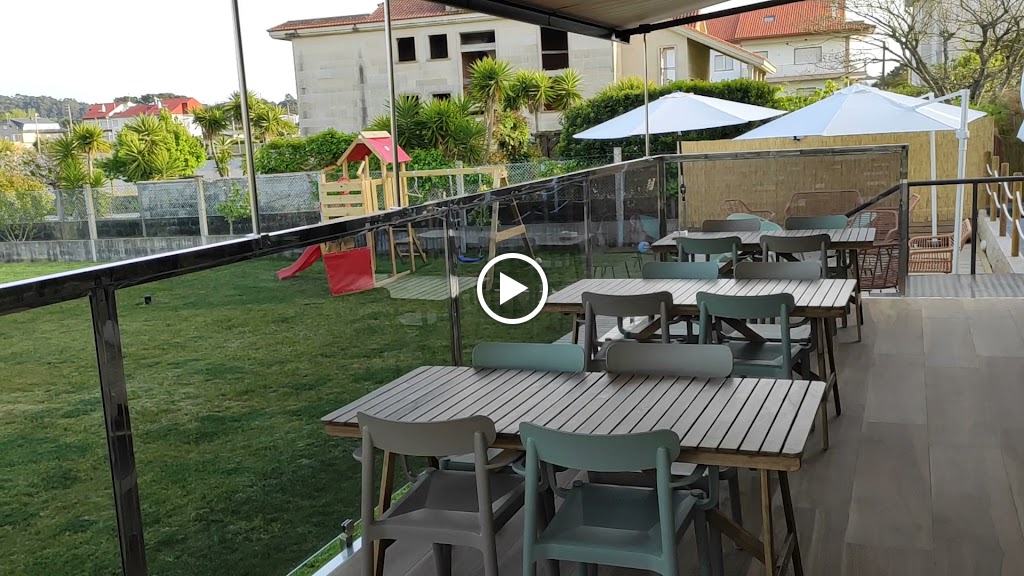 Playa salvaje Sanxenxo Gastrobar — Ambiente