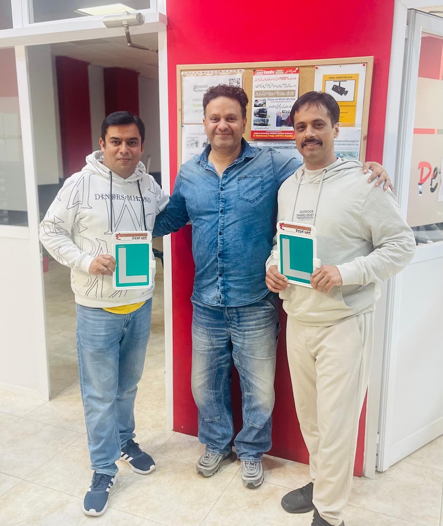 AUTOESCUELAS PEPE MENA S.L Gandia