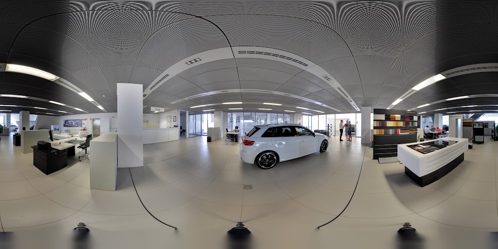 Audi Center Campo De Gibraltar — Interior