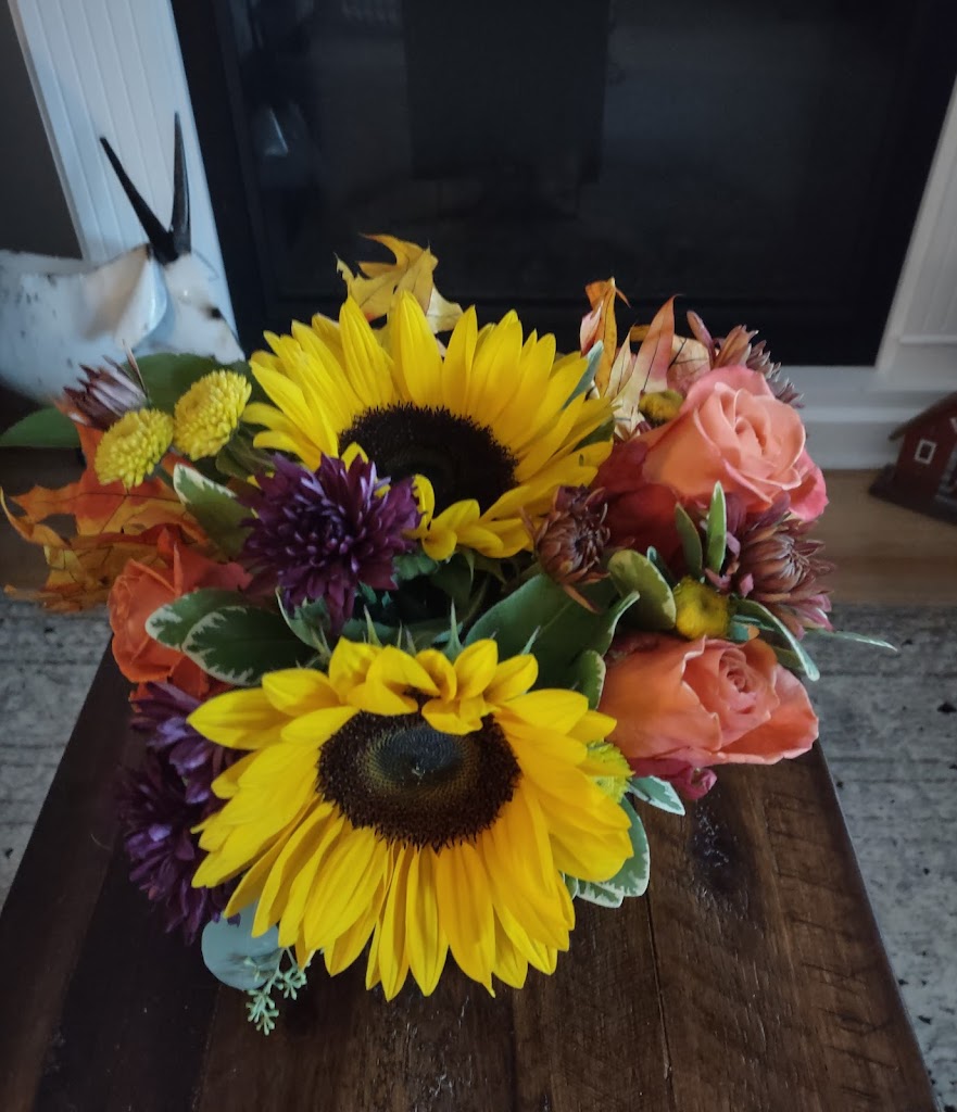Expressions Flowers & Gifts