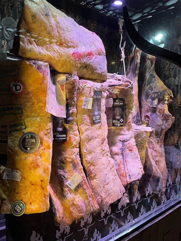 KARNIVORO - Gastronomic Restaurant - Especialista en Carnes Gourmet — Carta