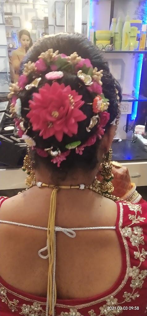 Mhob Salon And Academy