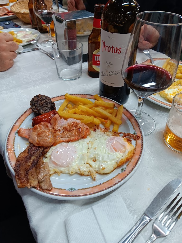 Pena de los Olivares — Comida y bebida