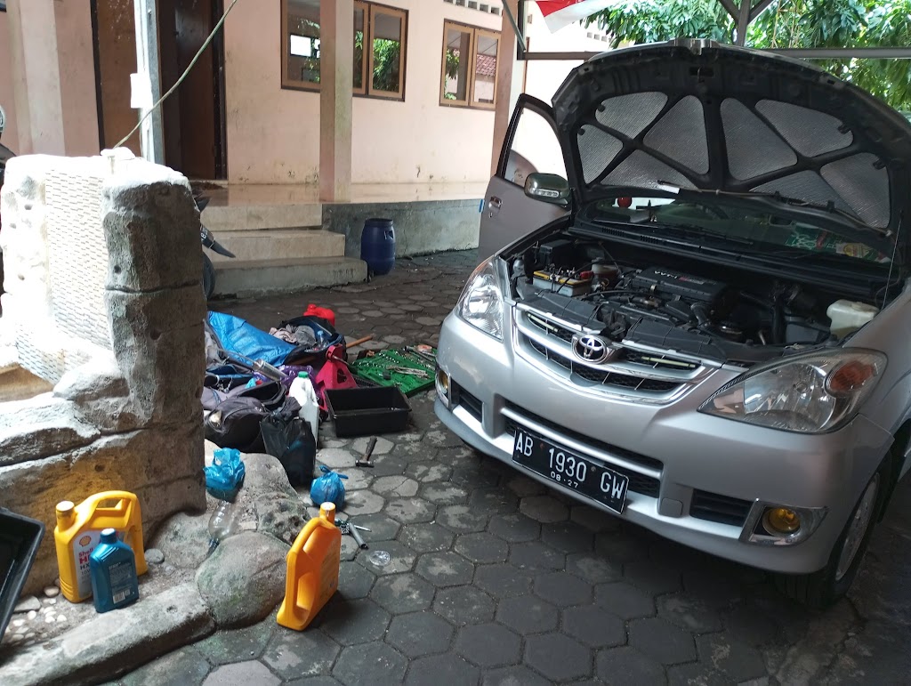 Bengkel Mobil Azzam