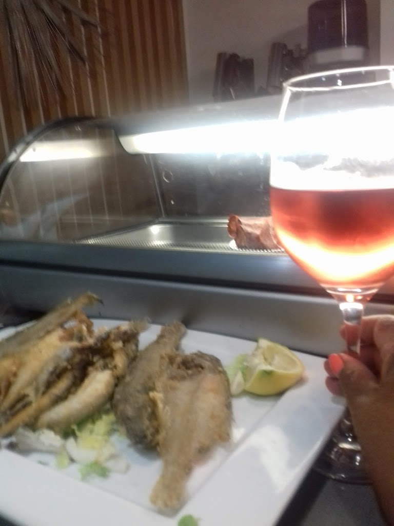 Cafe Bar La Equina — Comida y bebida