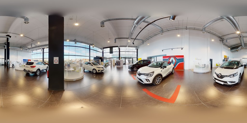 Renault Terrassa - Movento Auser — Street View y 360deg