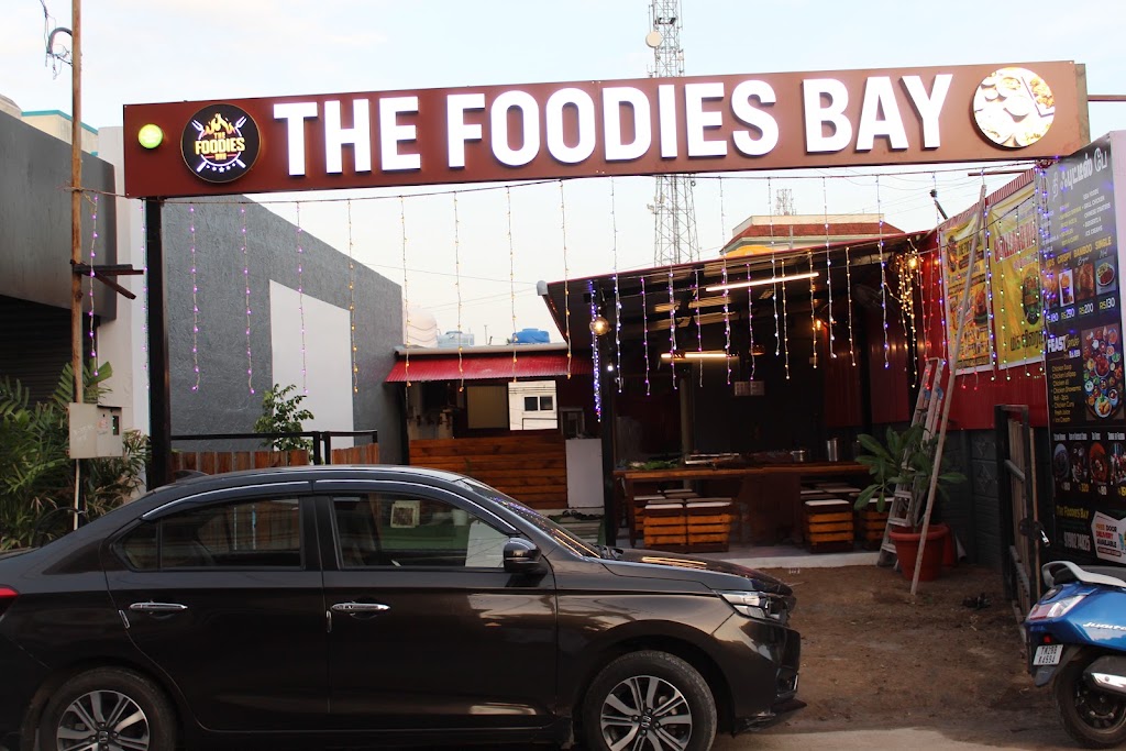 The Foodies Bay