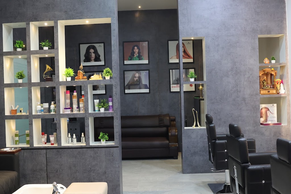 Dapon Beauty Salon Make Up Studio