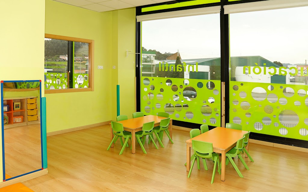 Trastes Centros de Educacion Infantil A Grela — Escuela