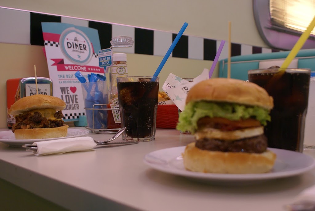 The Diner American Foods — Comida y bebida