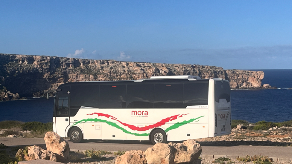 Autocares Mora | Autobus en Menorca