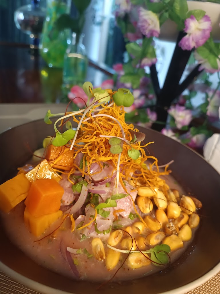 SAIKOU — Comida y bebida
