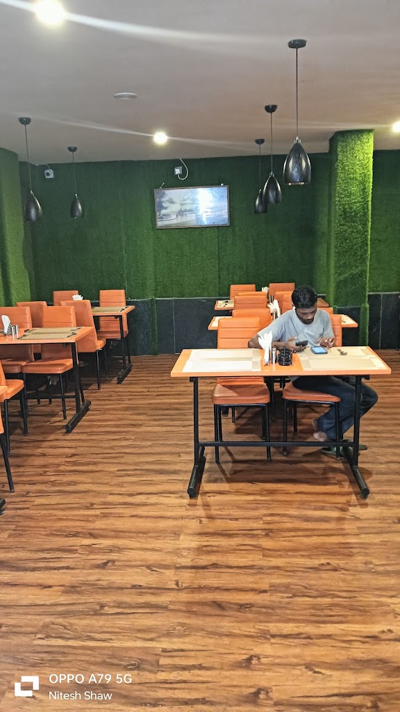Lal Mirchi Anita Family Restaurant