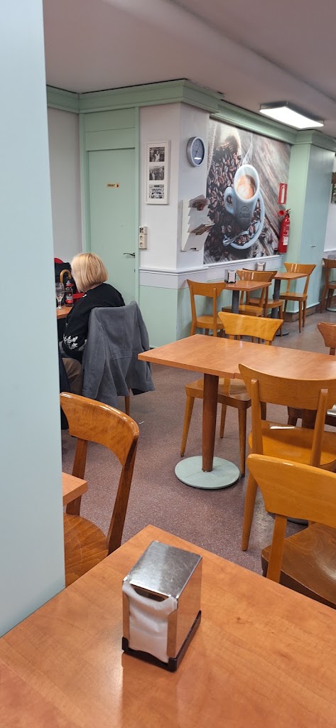 Cafeteria Makus | Sant Adria del Besos — Mas recientes