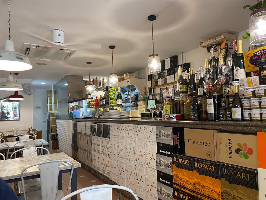 Vins i Tapes Galileu — Ambiente