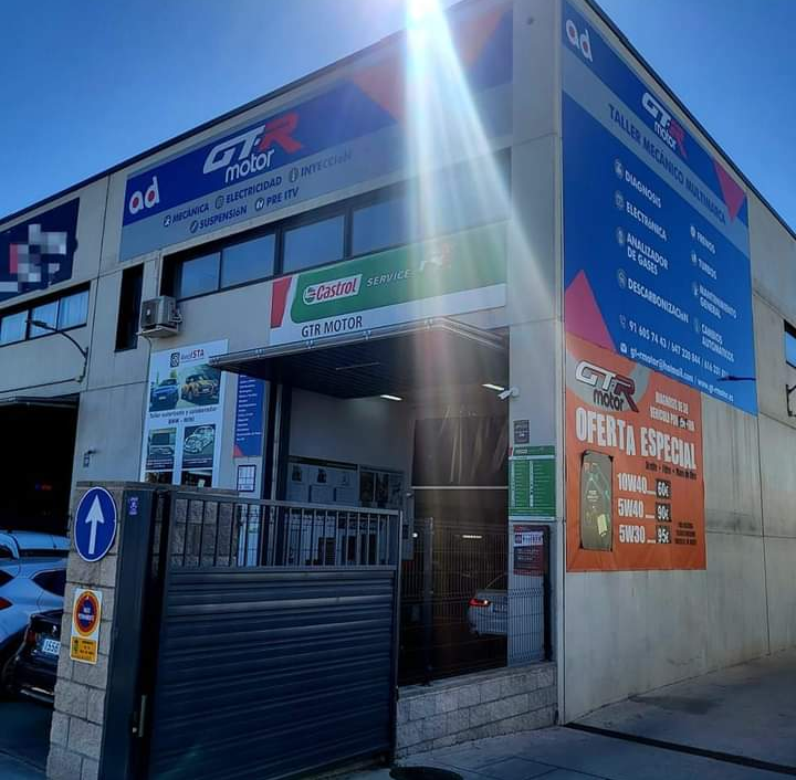 Castrol Service Gtr Motor Parla