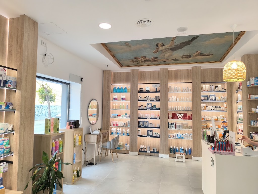 Farmacia Alcazar Sahilleza - Pablo A. Garcia Escribano Gallego — Del propietario