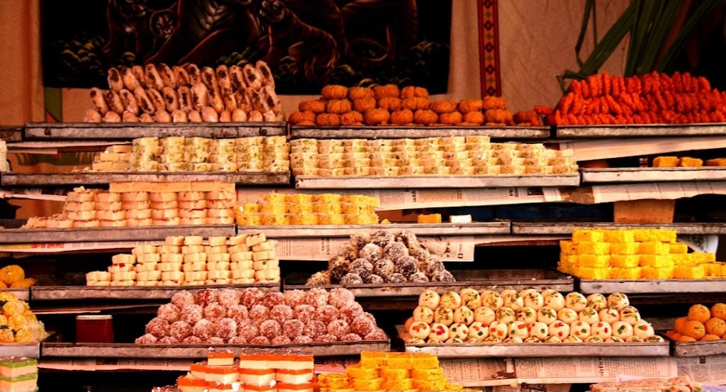 Aadarsh Sweets And Restaurant