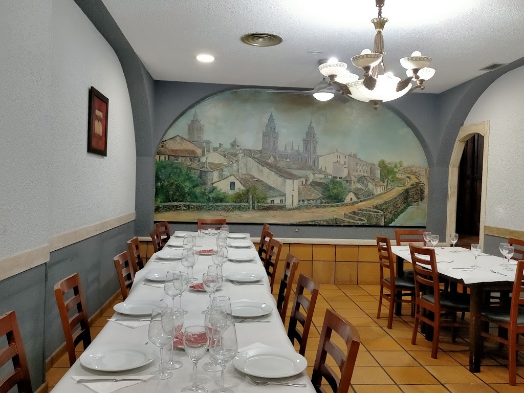 Cerveceria Restaurante Devega — Ambiente