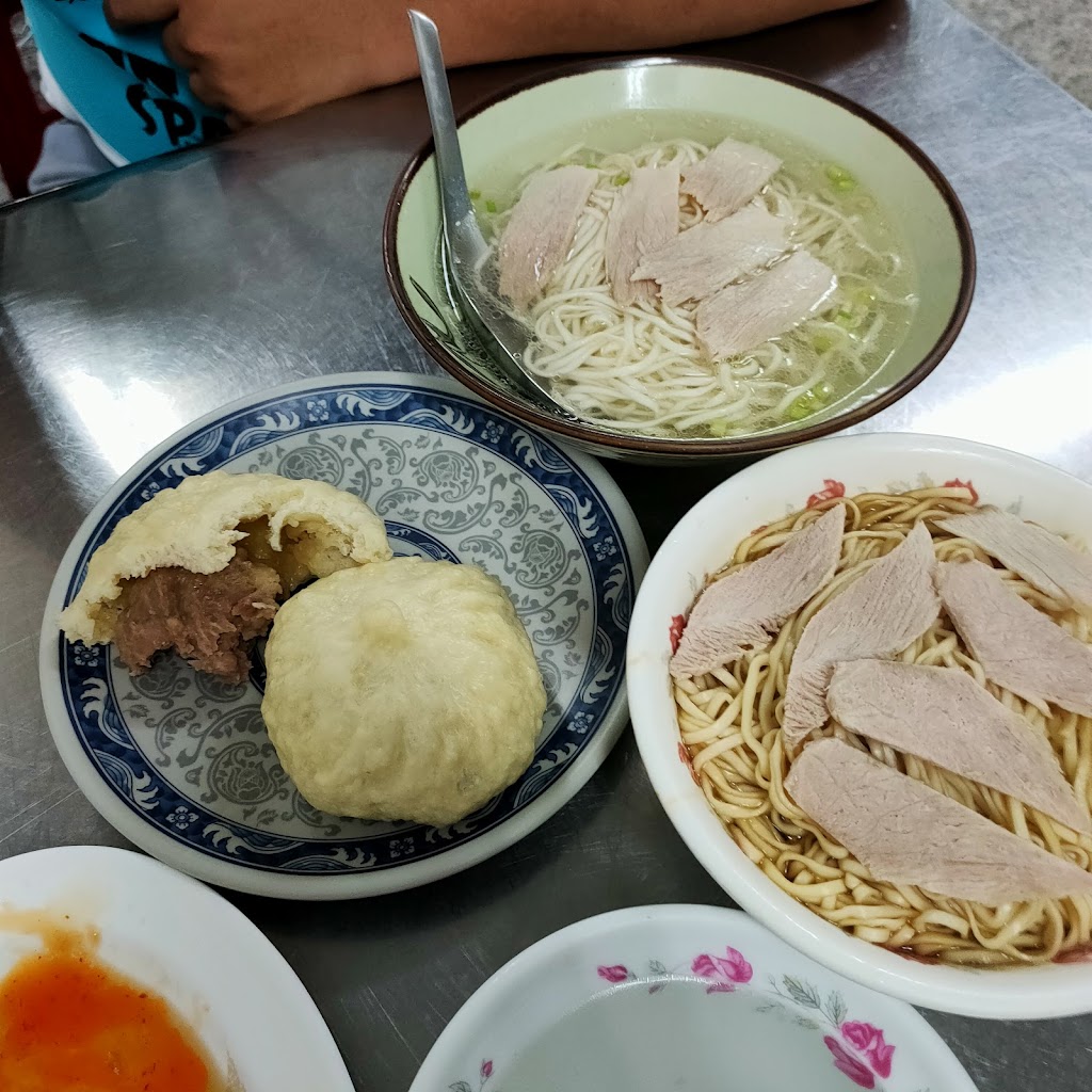 肉包輝意麵 的照片