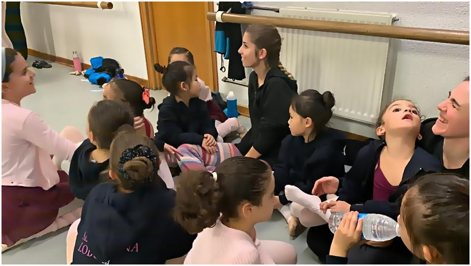 Almudena Lobon - Escuela Profesional De Danza