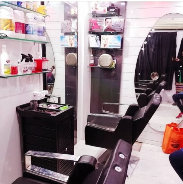 Kajal Beauty Parlour