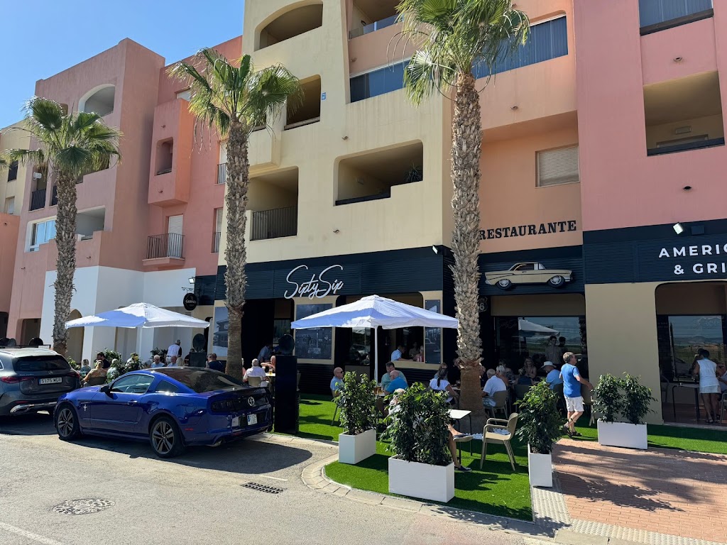SixtySix American Bar & Grill — Del propietario