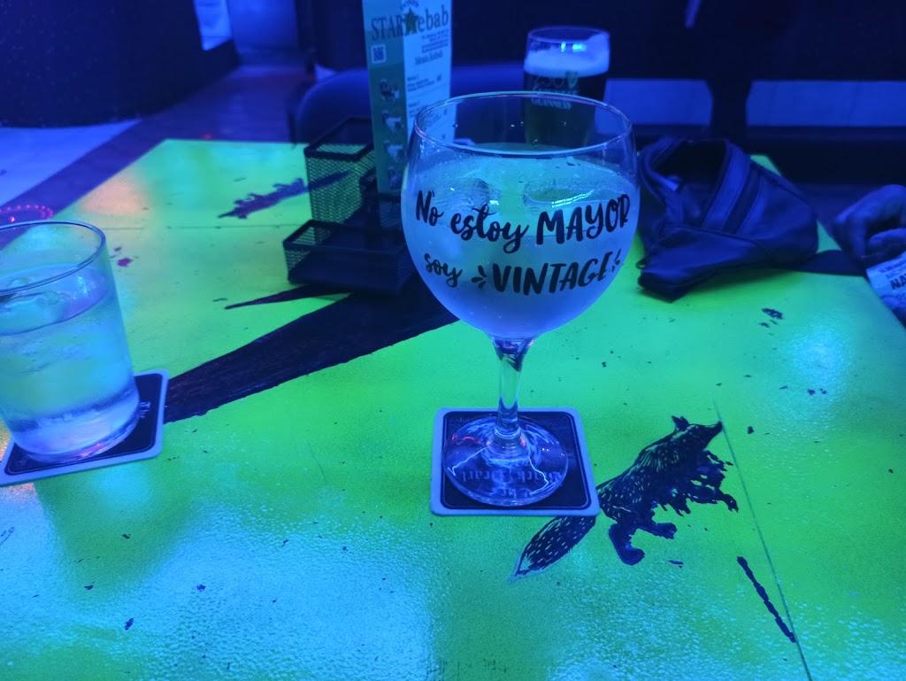 The Pearl Karaoke Bar — Todas