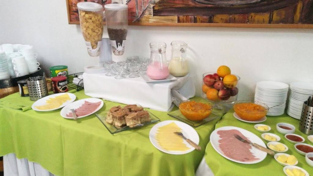Comida y bebida