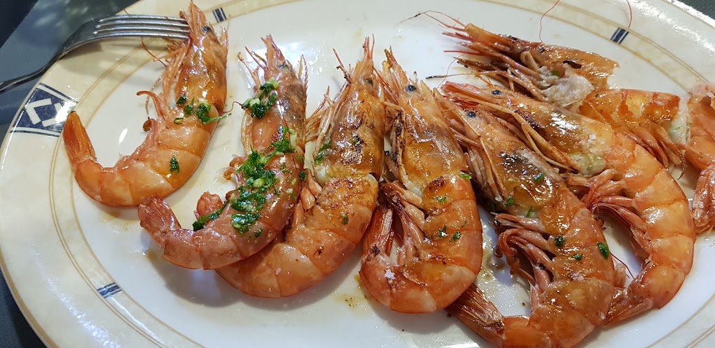 Restaurant les Pedretes — Comida y bebida