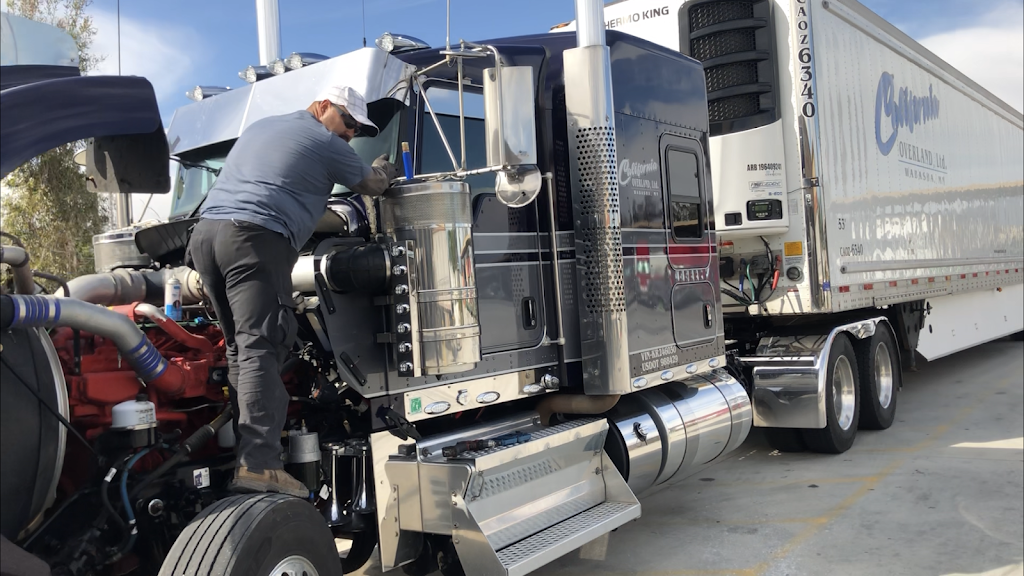Martinez Mobile Auto Glass in Fontana